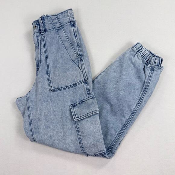 J Crew Factory Lightweight Drapey Cargo Jogger Jean Size 25 Light Wash Blue - Picture 2 of 16